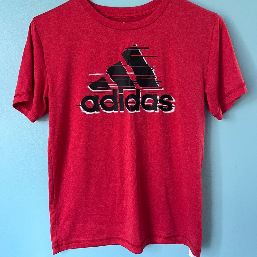 Adidas Boys M (10/12) Red t-shirt